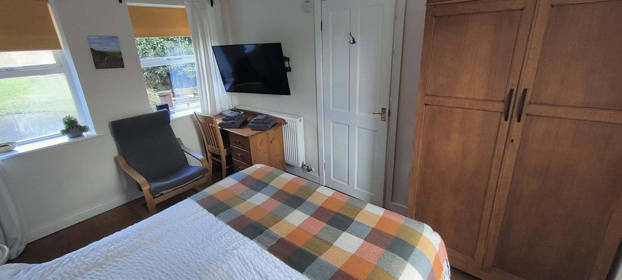Private Annex To Victorian Villa, With Kitchen And Free Parking Todmorden Eksteriør bilde